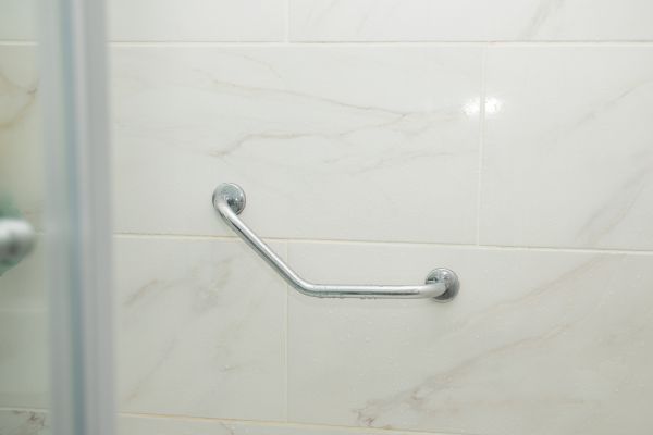 Cost of Mobility Shower Installation in Mount Dora