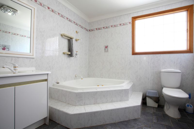 Top Bathtub Installation Companies in Altamonte Springs, FL